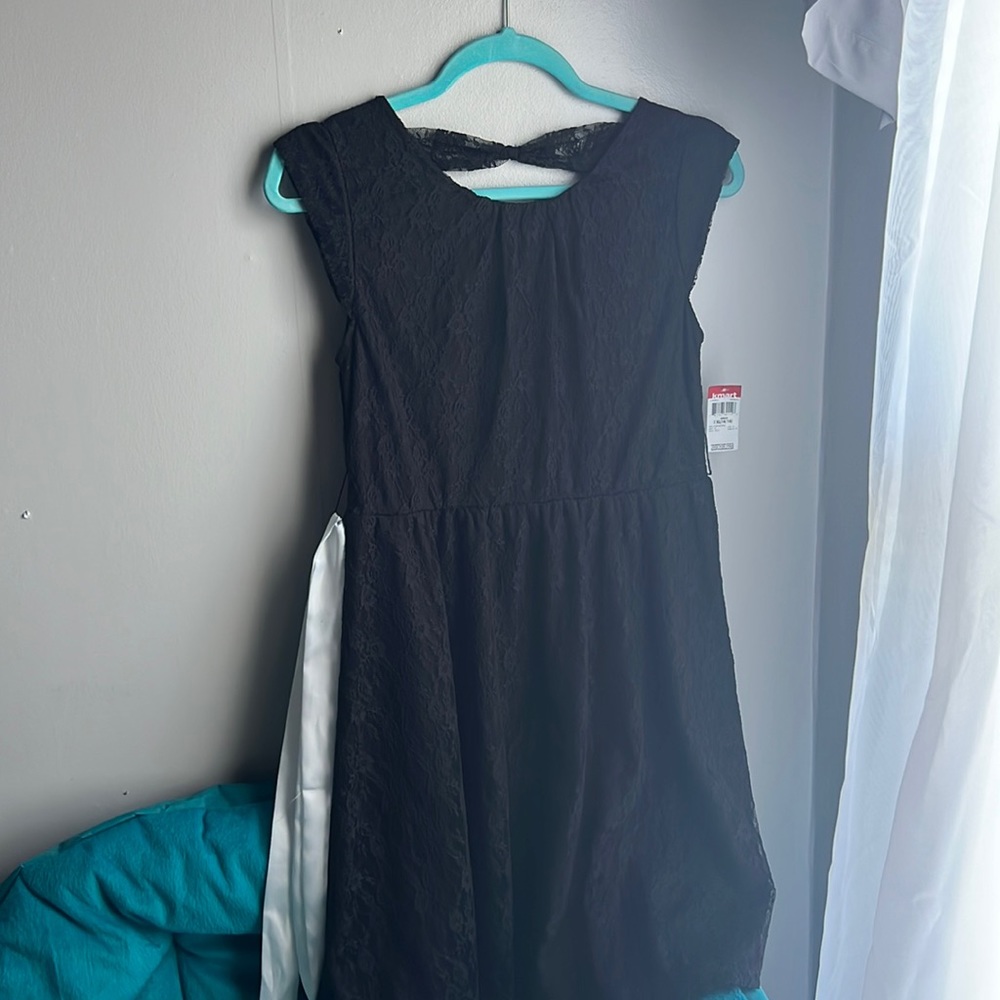 Black lace dress